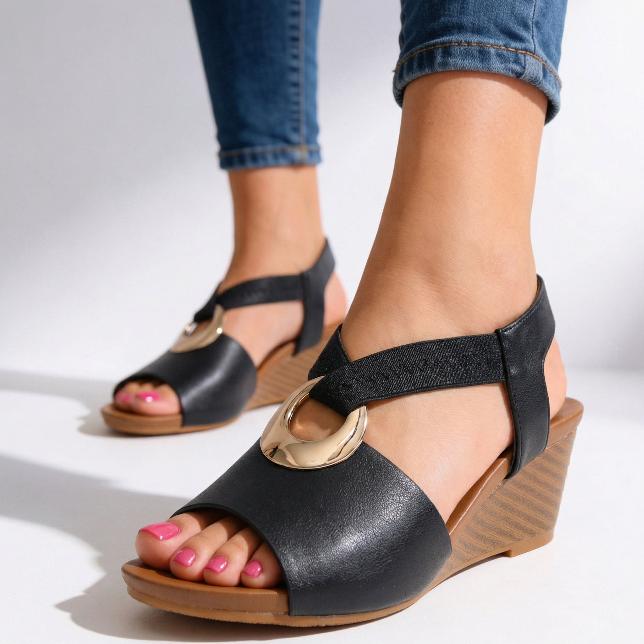 Finch Loop Wedge