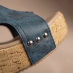 Isla Rivet Wedge