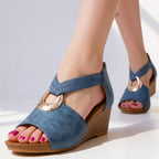 Finch Loop Wedge